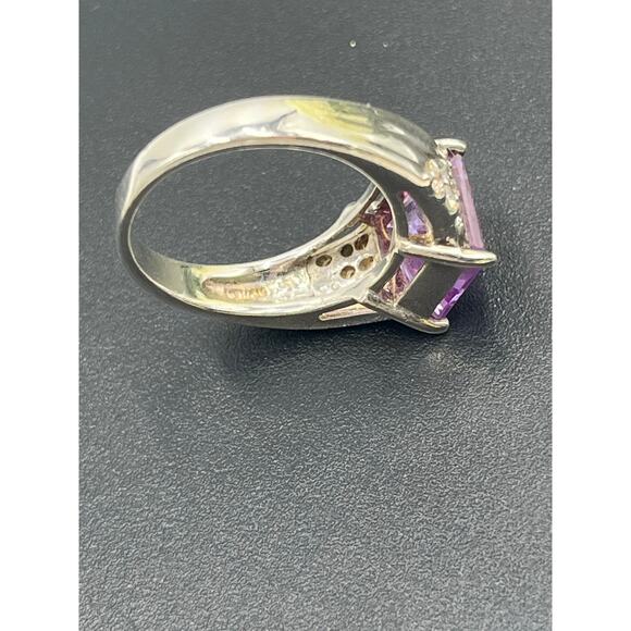 DIAMONIQUE Purple Radiant Cut Cubic Zirconia Sterling Silver‎ Ring size 8.25
